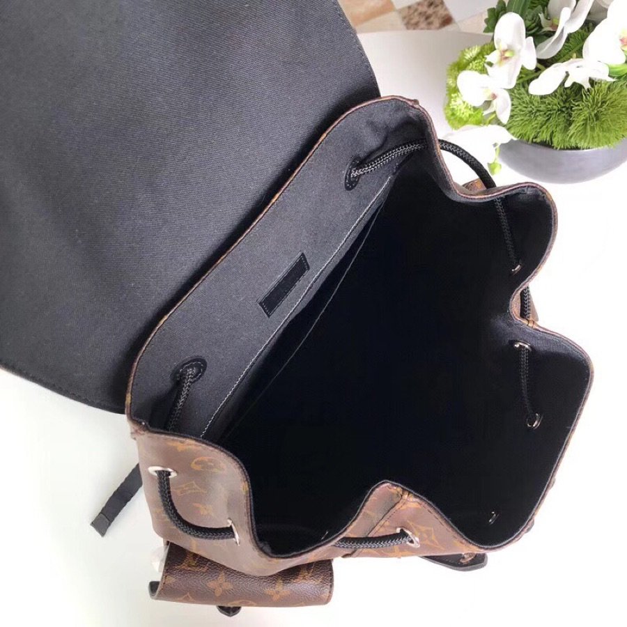 l**is V*t*n christopher backpack-41*48*13cm