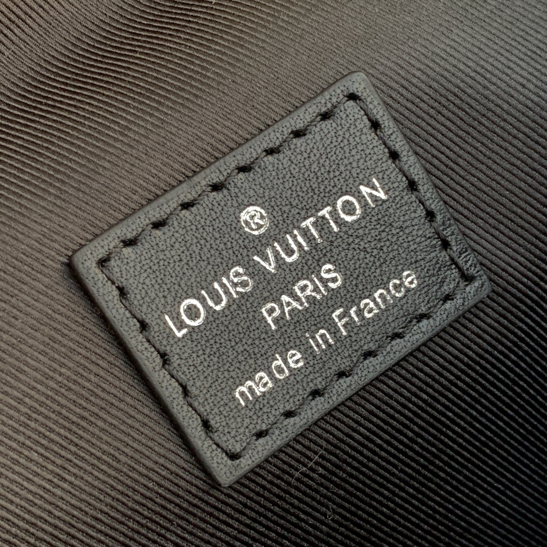 l**is V*t*n christopher backpack-30*42*17cm