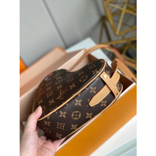 l**is V*t*n game on coeur-21*16*6cm