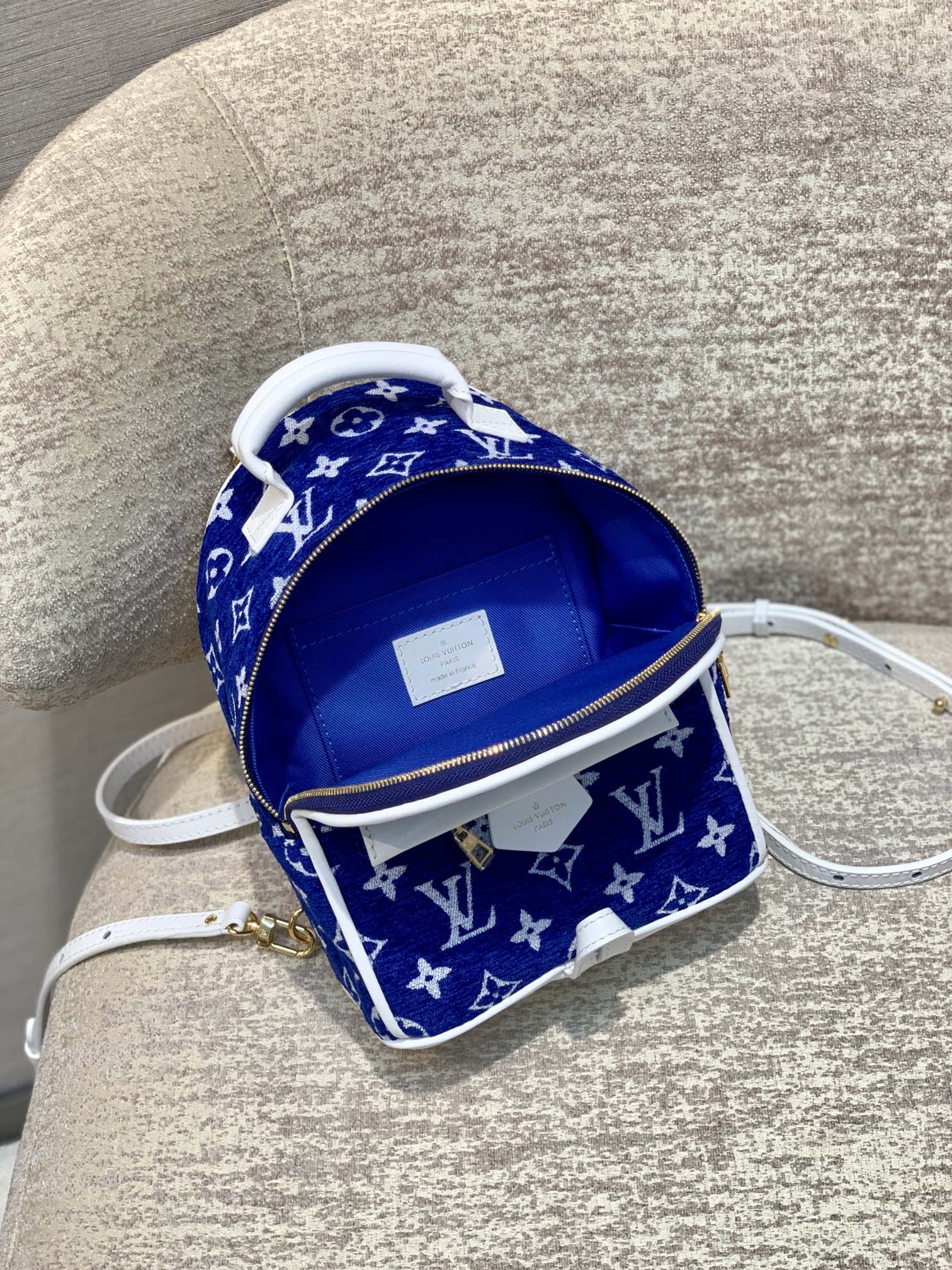 l**is V*t*n match palm springs backpack-17*22*10cm