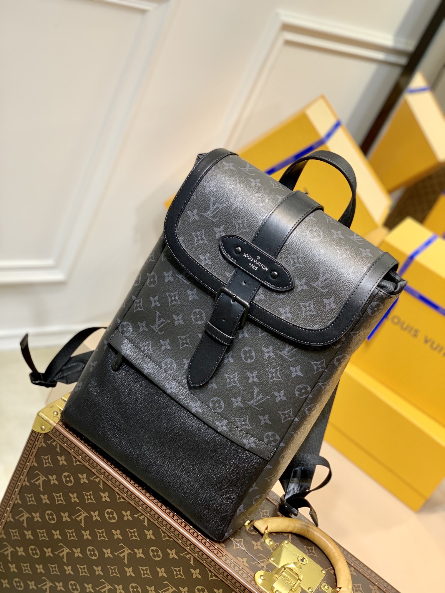 l**is V*t*n m45913 saumur backpack-27*42*13cm