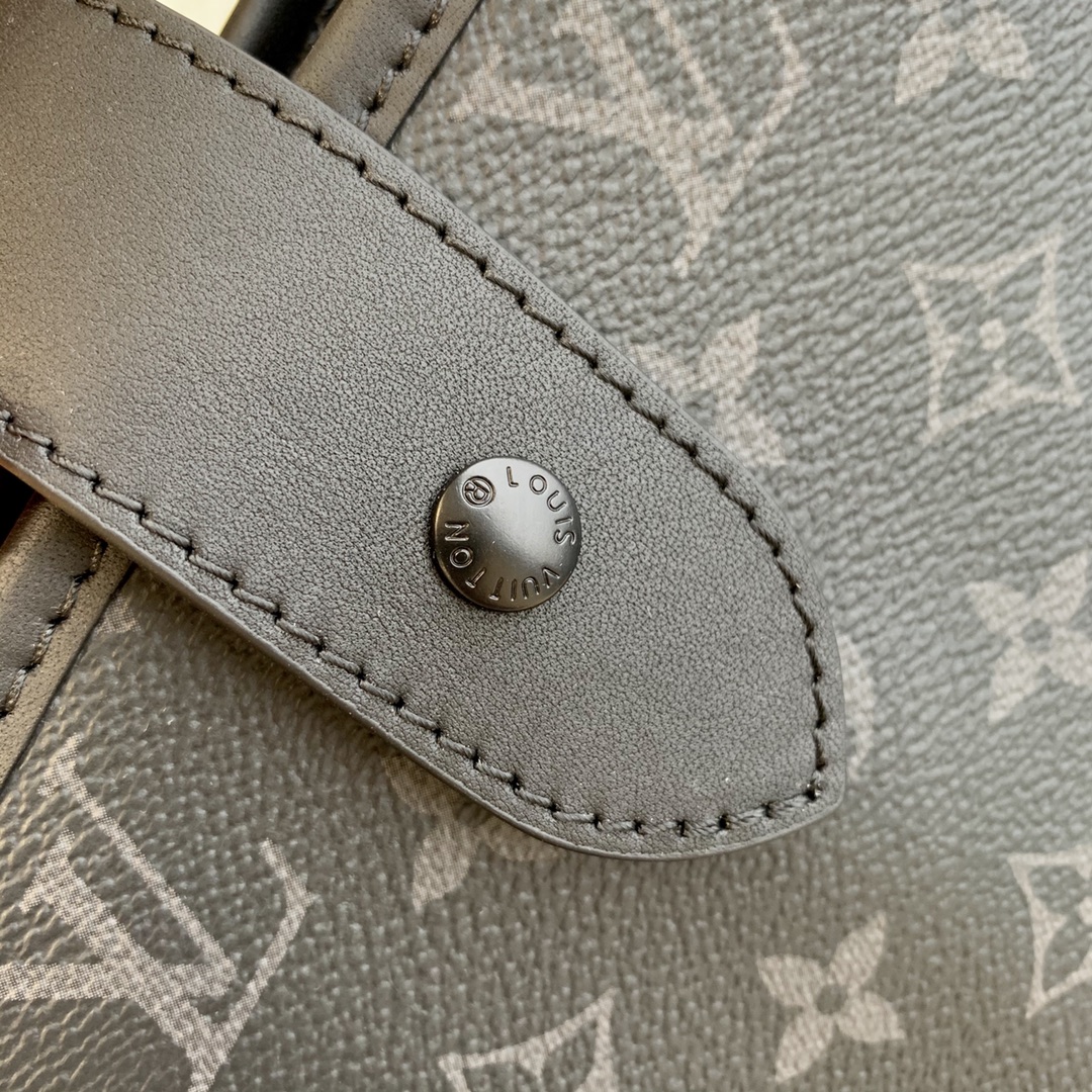 l**is V*t*n m45914 monogram eclipse saumur-38*37*13m