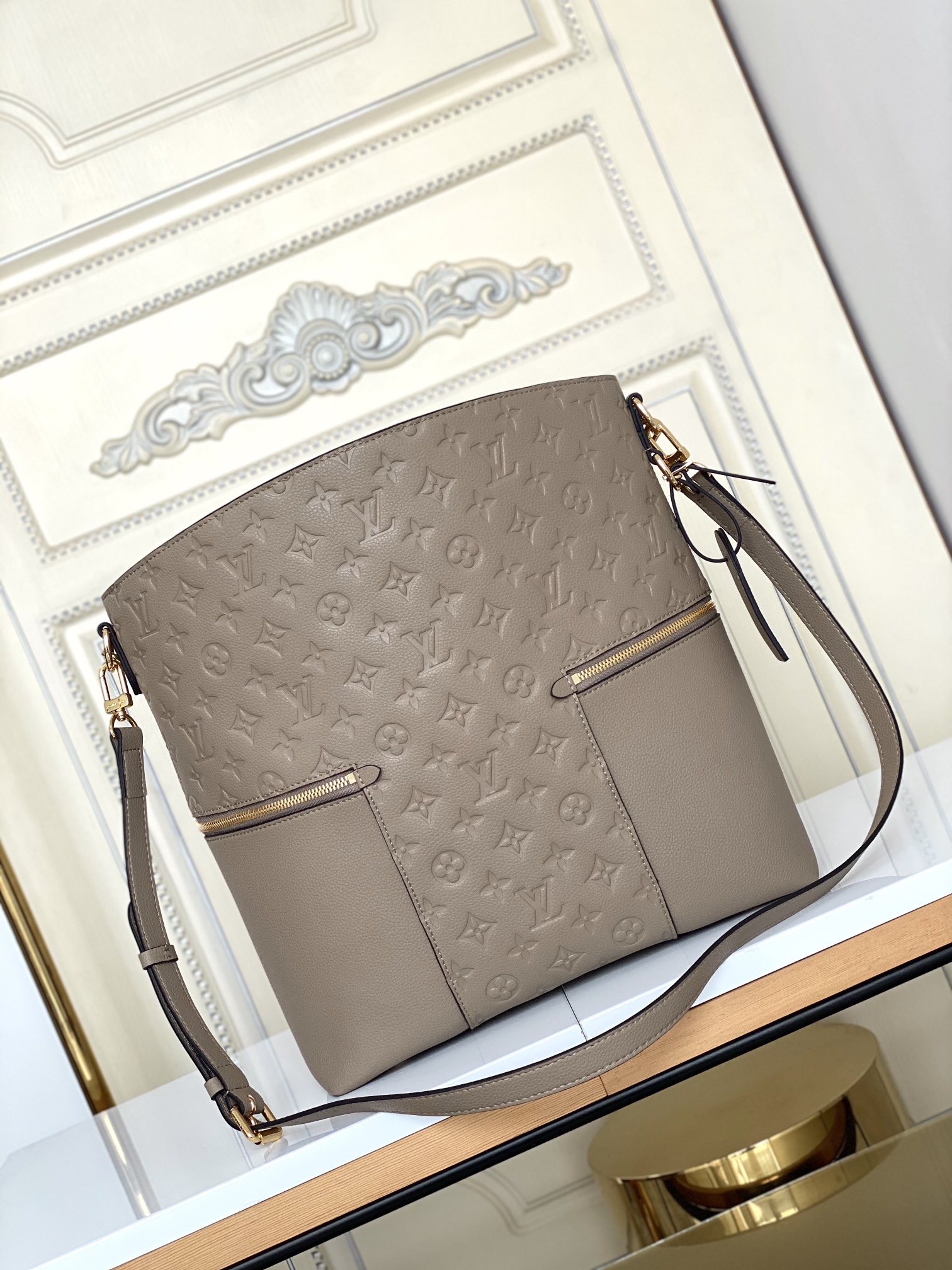 l**is V*t*n melie handbags-31*12*33cm