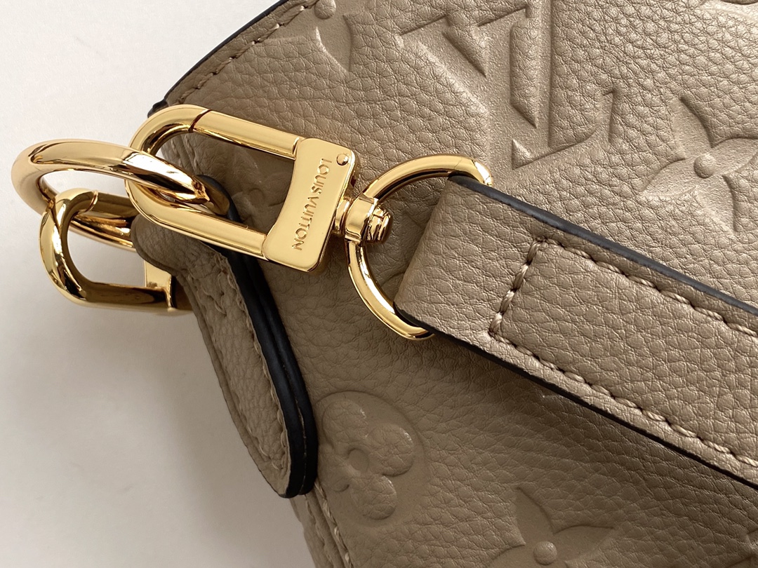 l**is V*t*n melie handbags-31*12*33cm