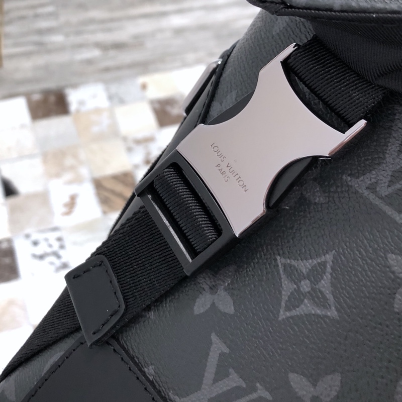 l**is V*t*n messenger mm voyager-m40511-32*23*9cm