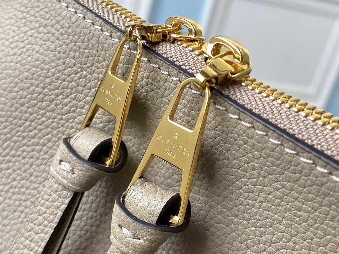 l**is V*t*n melie handbags-33x16x30cm