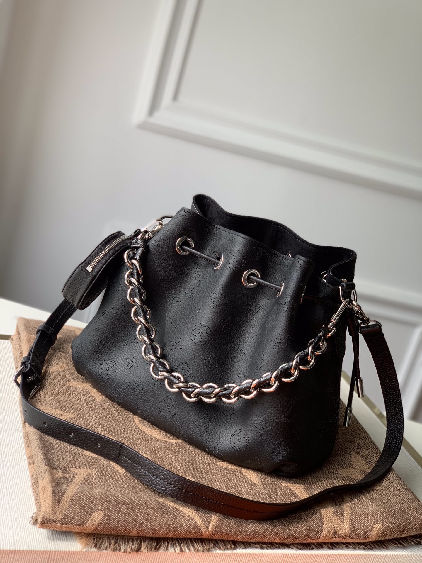 l**is V*t*n muria tote bag-25*25*20cm
