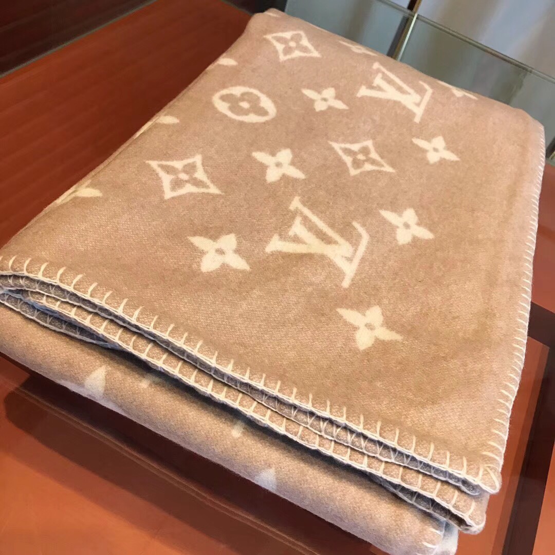 l**is V*t*n blankets-150*200cm