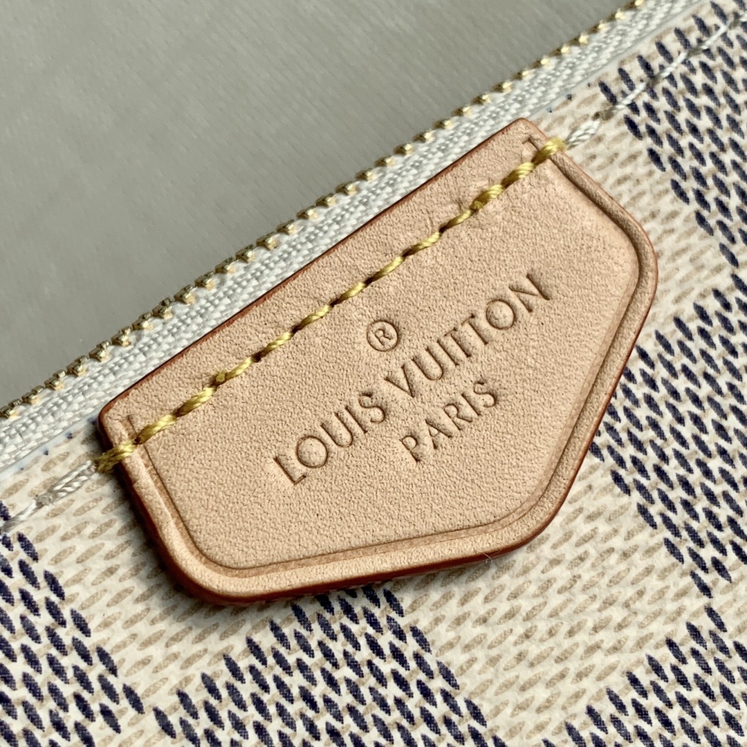 l**is V*t*n m80084 pochette double zip bag -20*12.5*3cm