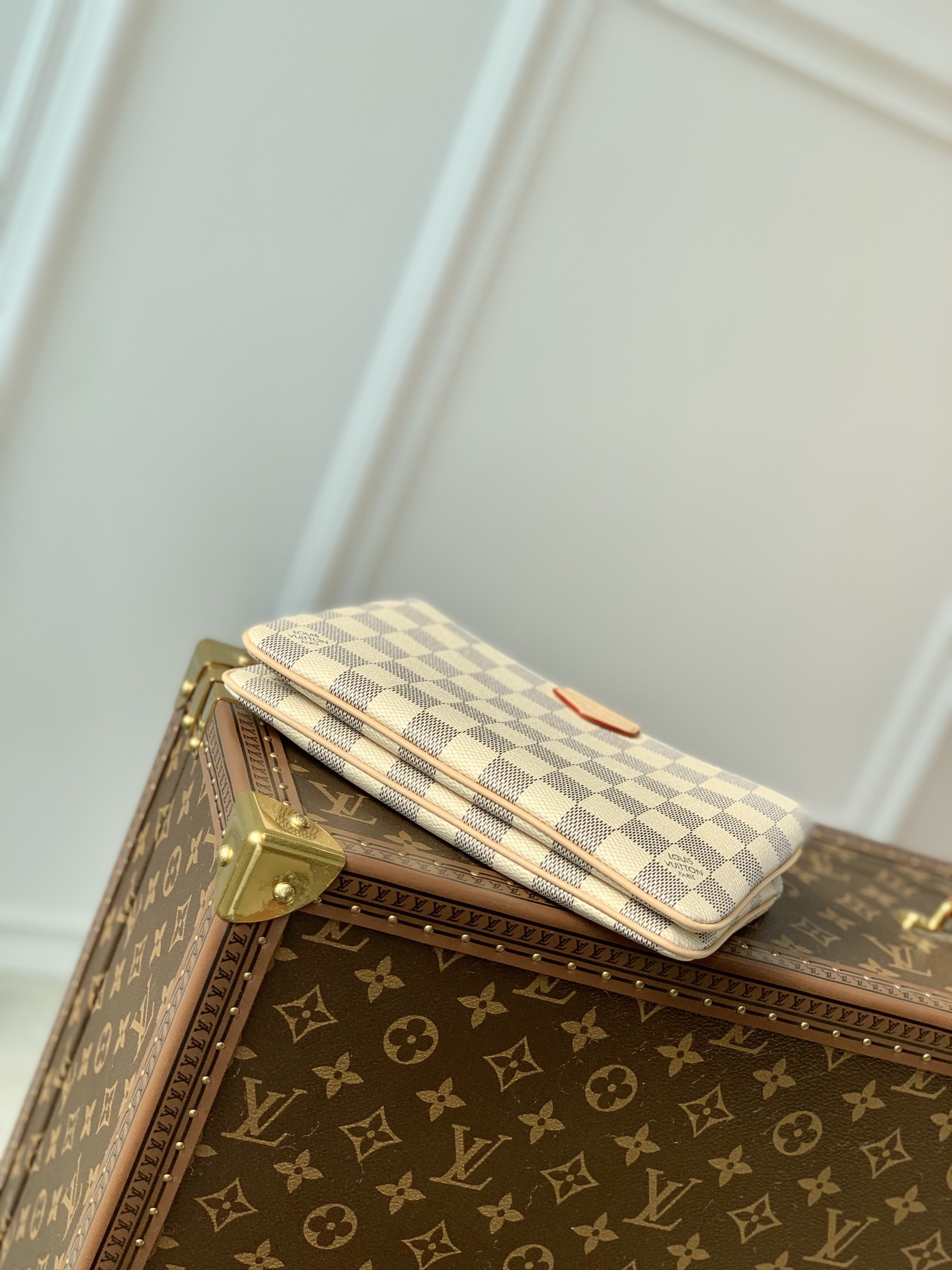 l**is V*t*n m80084 pochette double zip bag -20*12.5*3cm