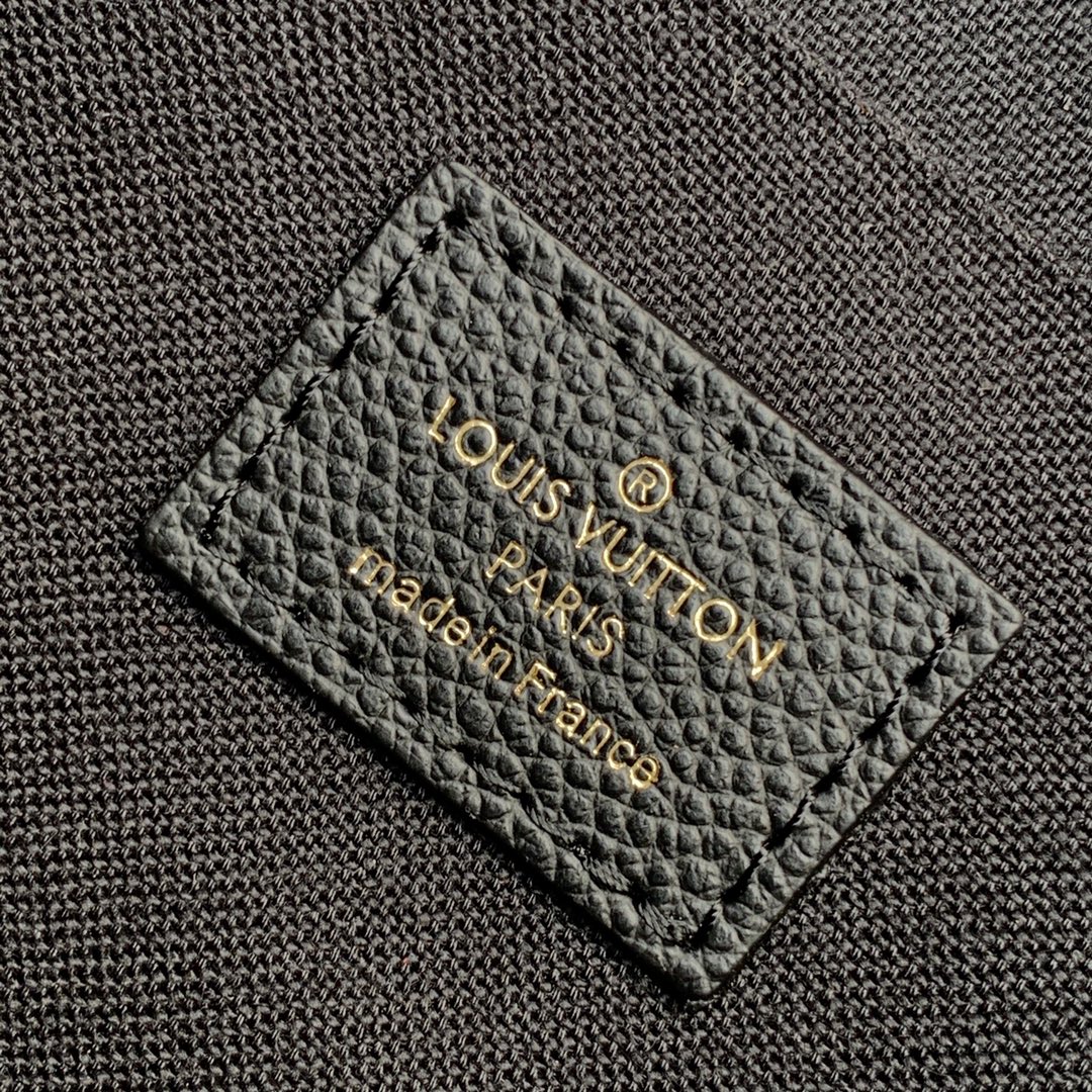 l**is V*t*n pochette félicie wallet -21*12*3cm