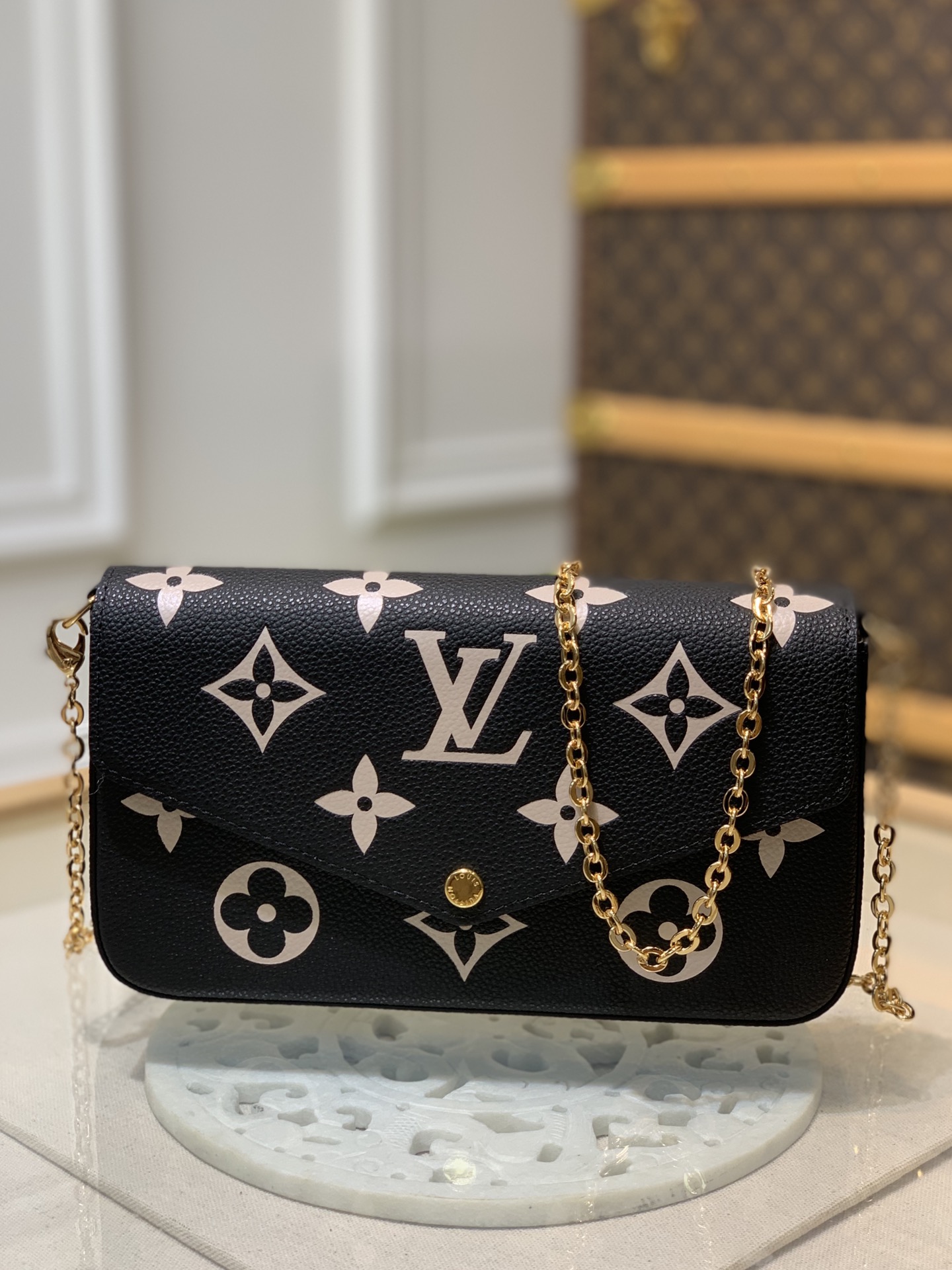 l**is V*t*n pochette félicie wallet -21*12*3cm