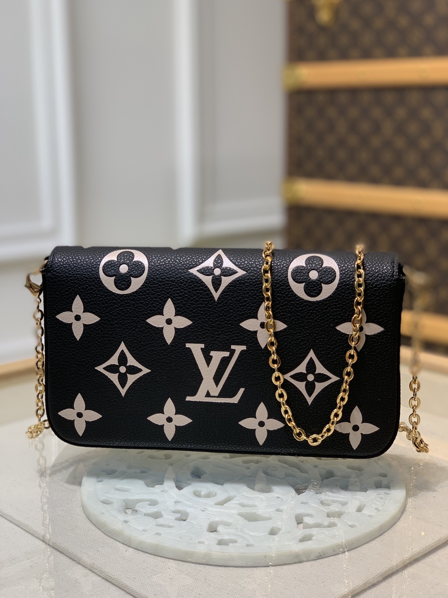 l**is V*t*n pochette félicie wallet -21*12*3cm