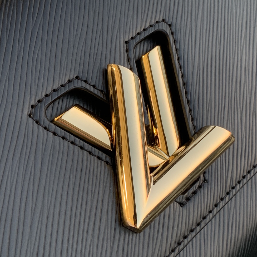 l**is V*t*n twist mm-23*17*9.5cm