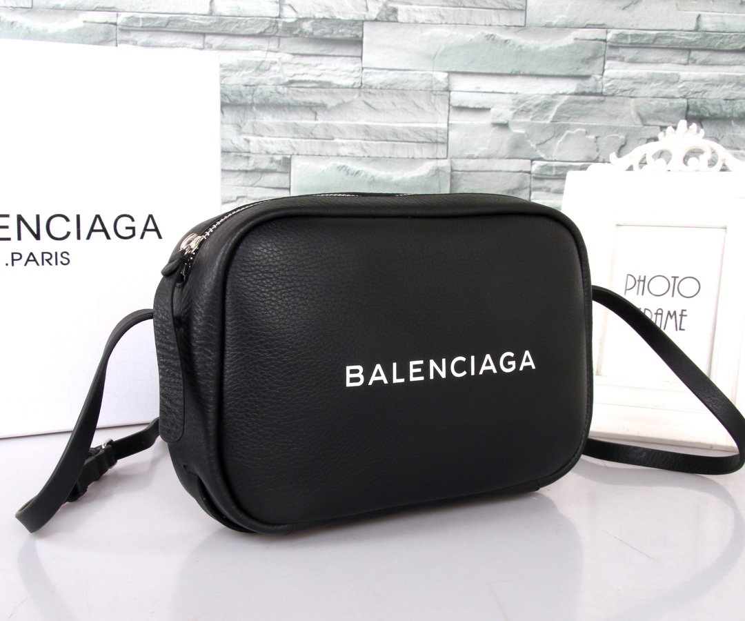 Ba*len*cia*ga camera bag-19*12*5&25*19*6cm