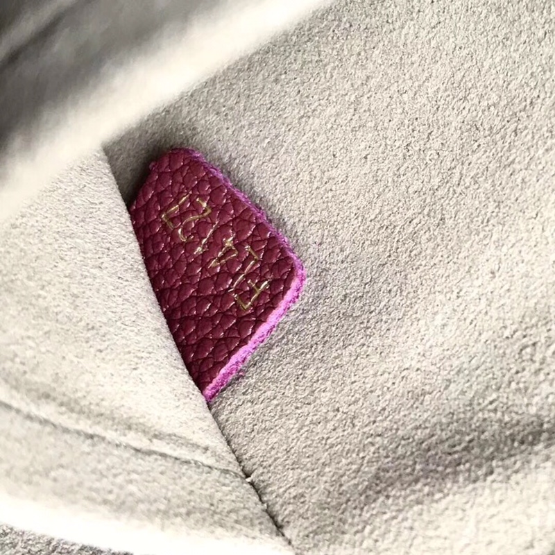 l**is V*t*n clapton handbags-25cm