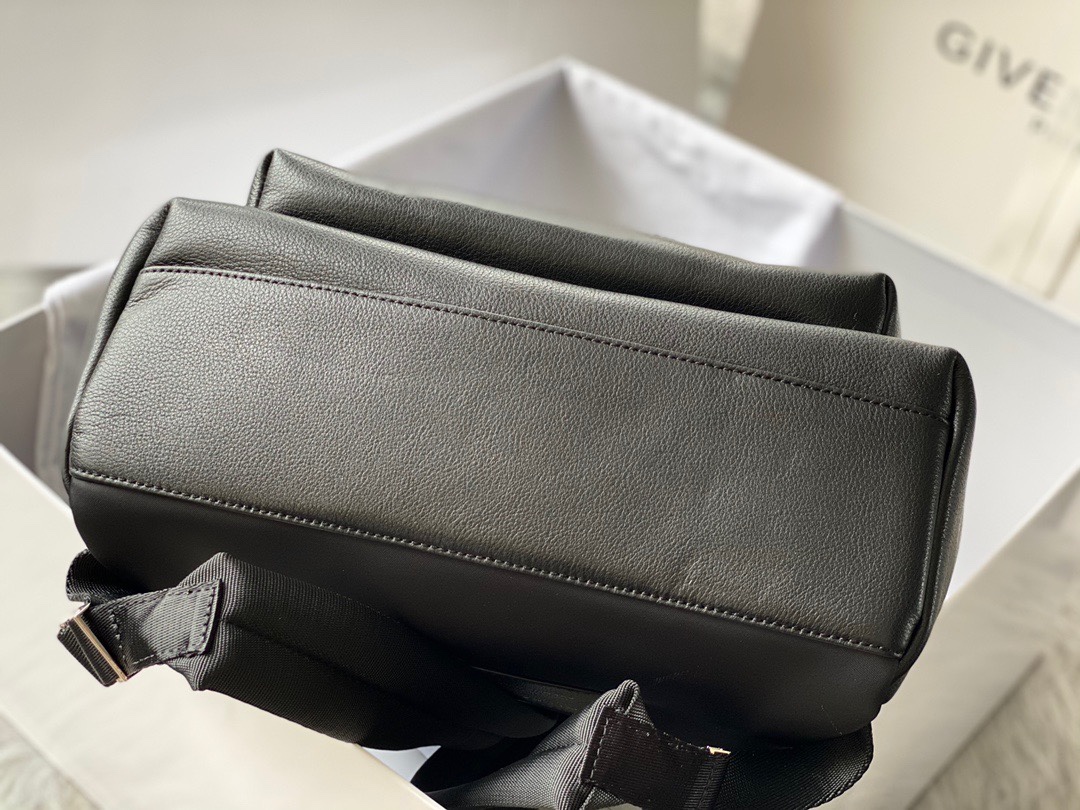 Givenchy Backpack-28x40x15CM