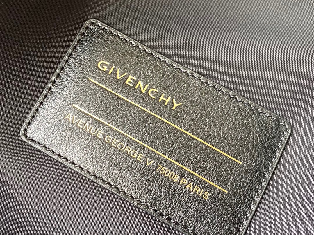 Givenchy Backpack-28x40x15CM