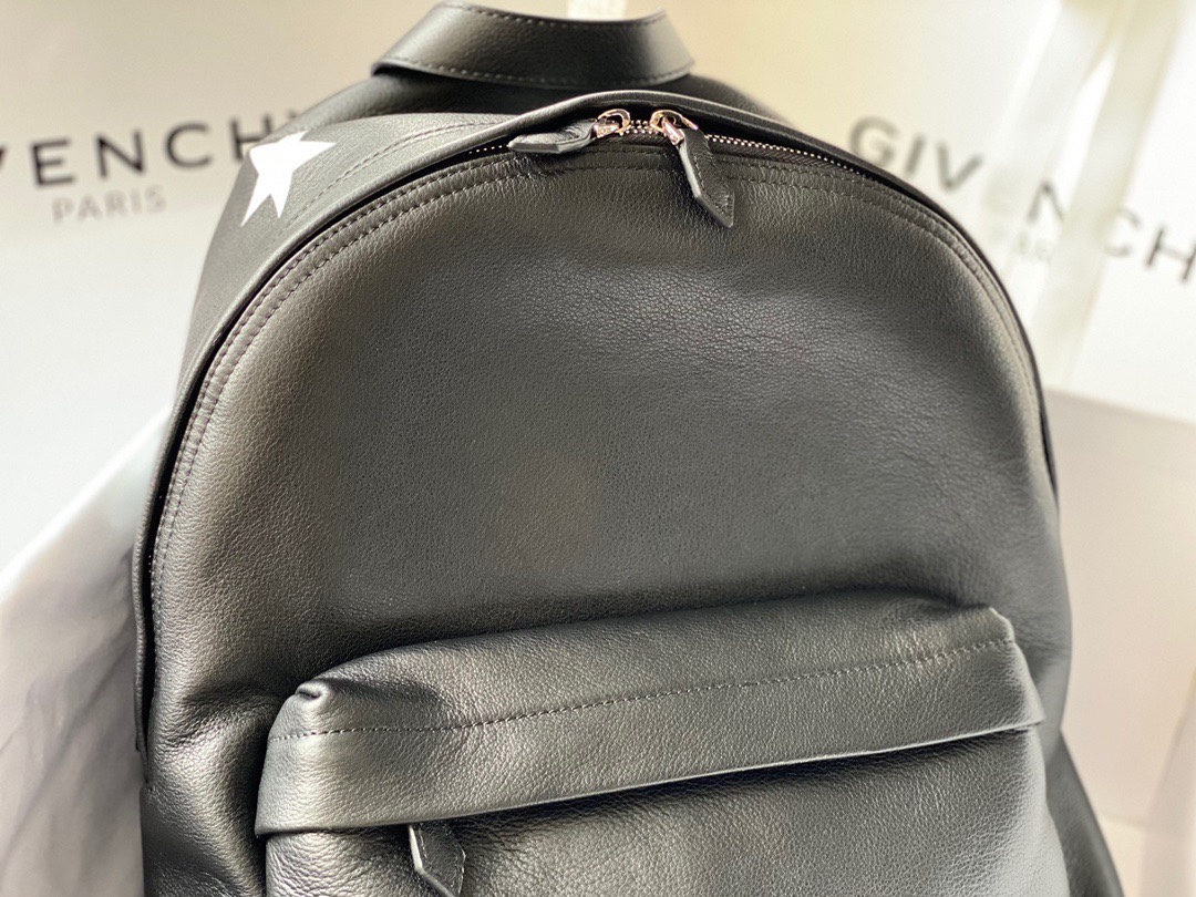 Givenchy Backpack-28x40x15CM
