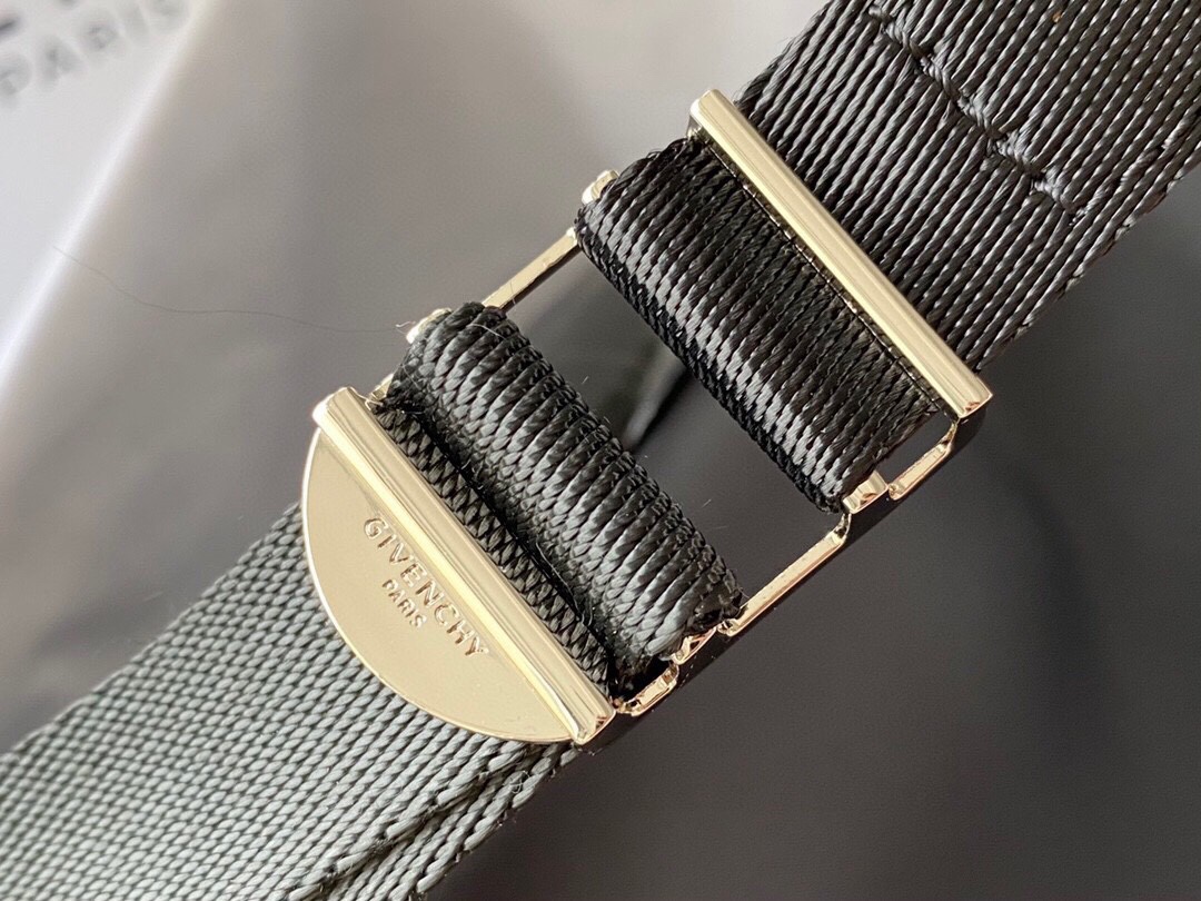 Givenchy Backpack-28x40x15CM