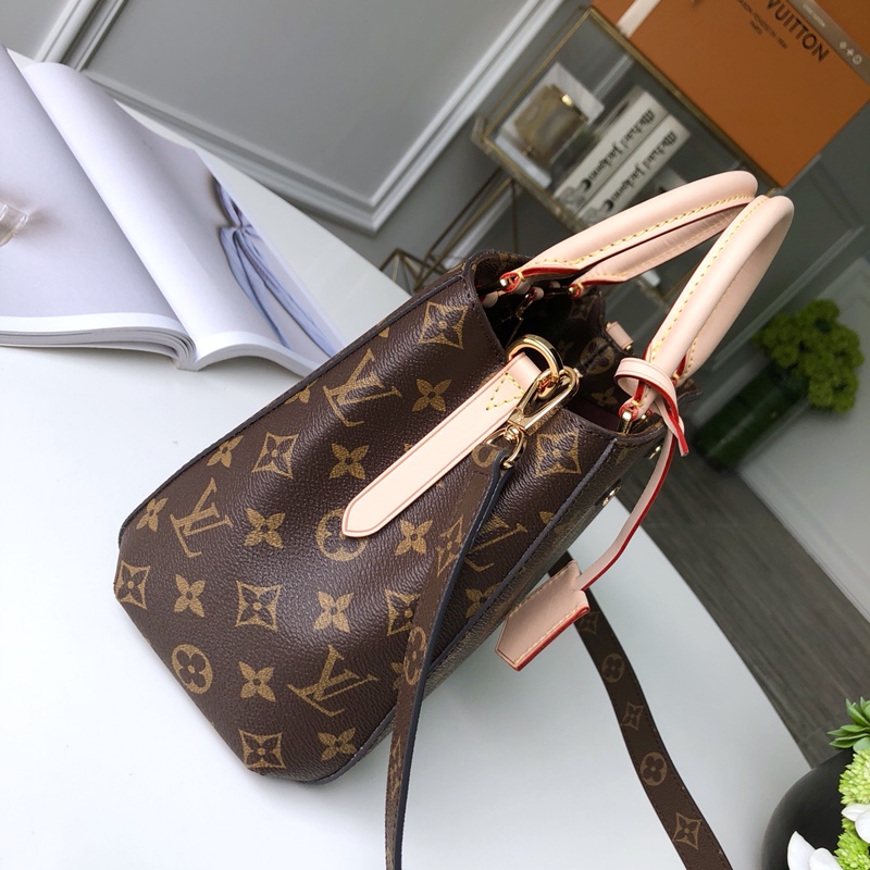 l**is V*t*n montaigne bb-29*20*13cm