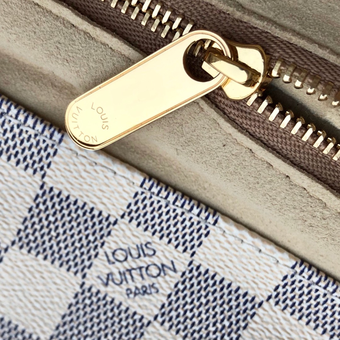 l**is V*t*n artsy damier azur bag-46*32*24cm
