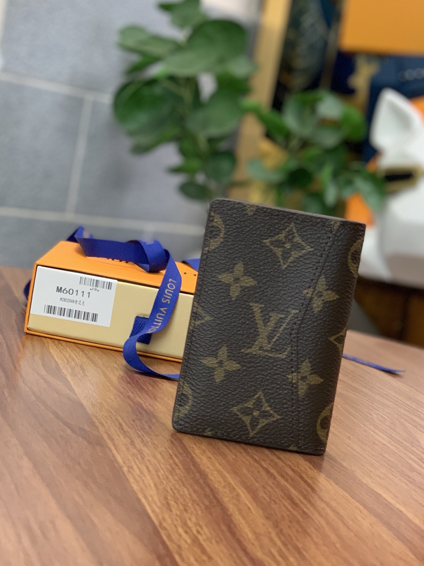 l**is V*t*n wallet-m60502-8x11cm