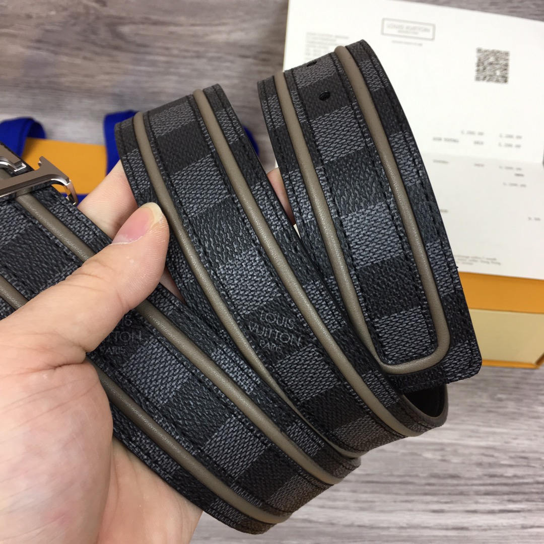 l**is V*t*n belt-4cm