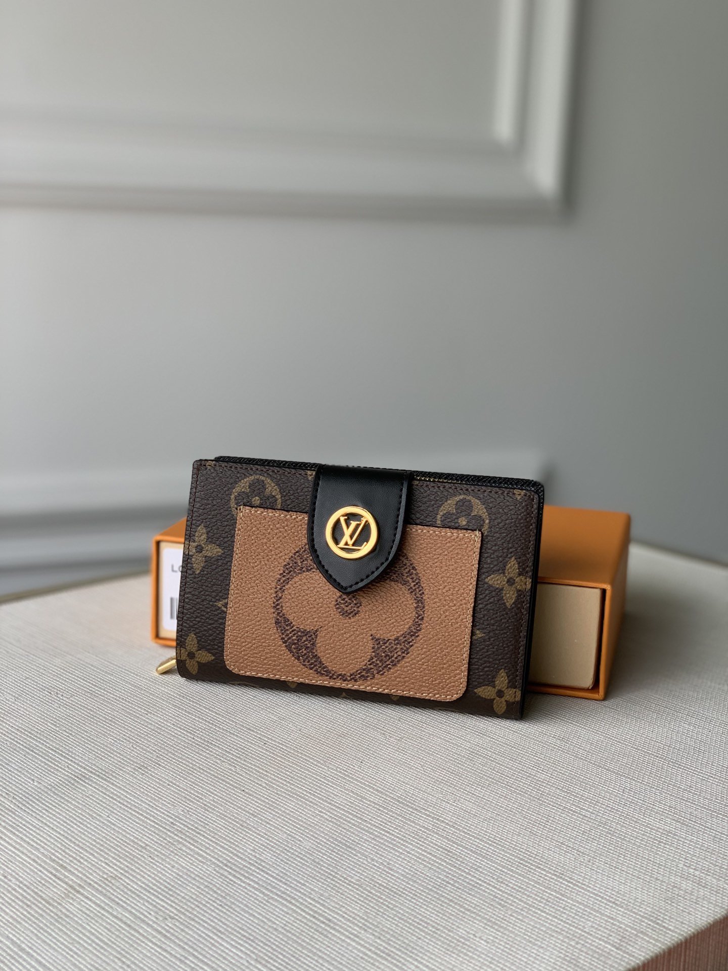l**is V*t*n juliette wallet-14*11*3cm