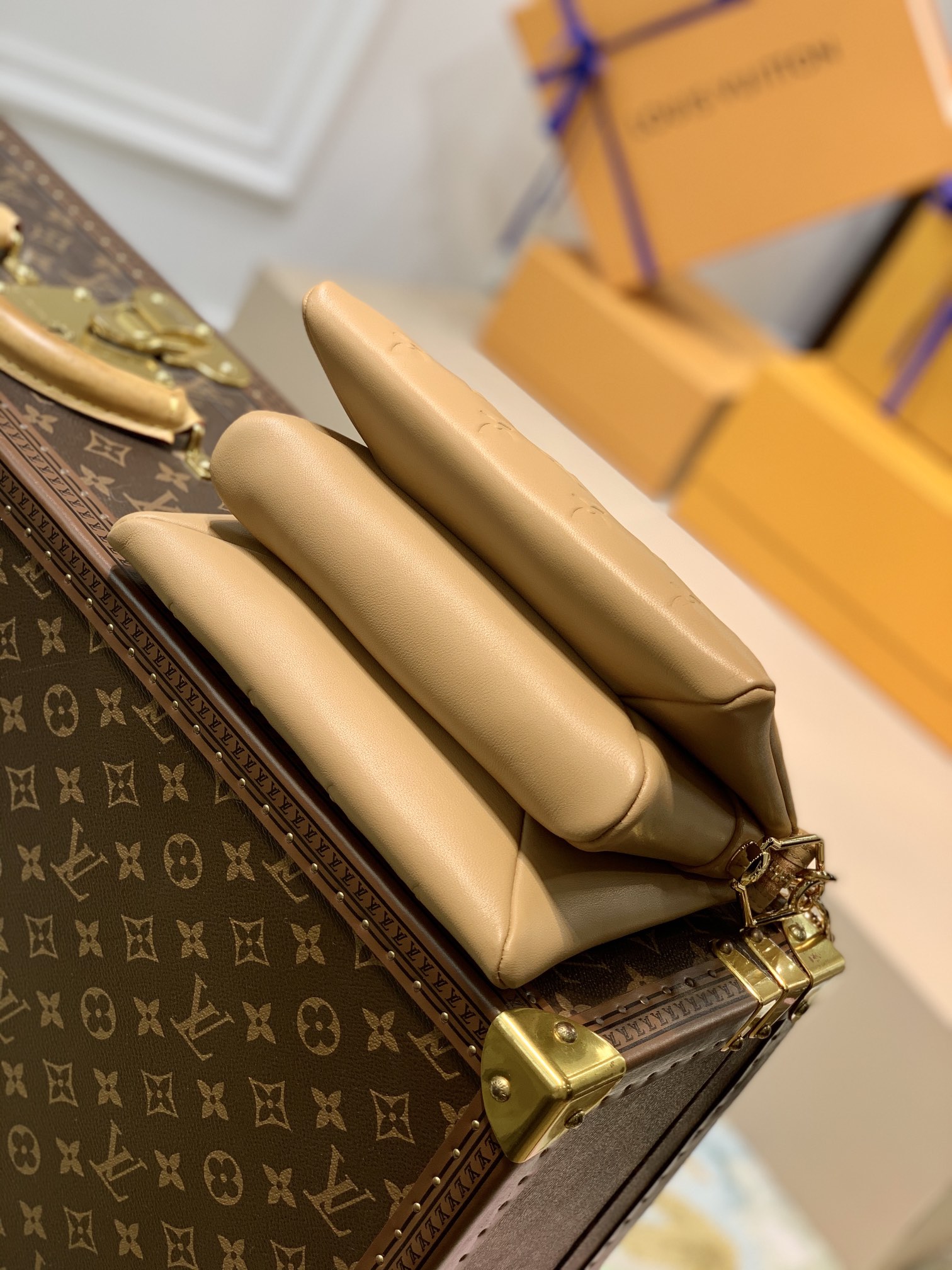 l**is V*t*n coussin bb bag-20*16*12 cm