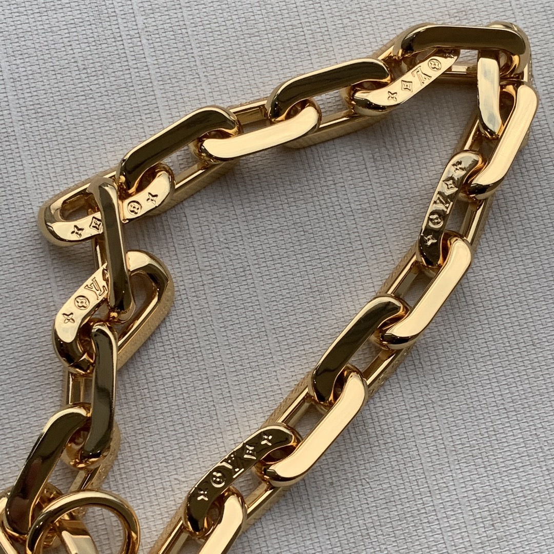 l**is V*t*n coussin handbags-26*20*12cm