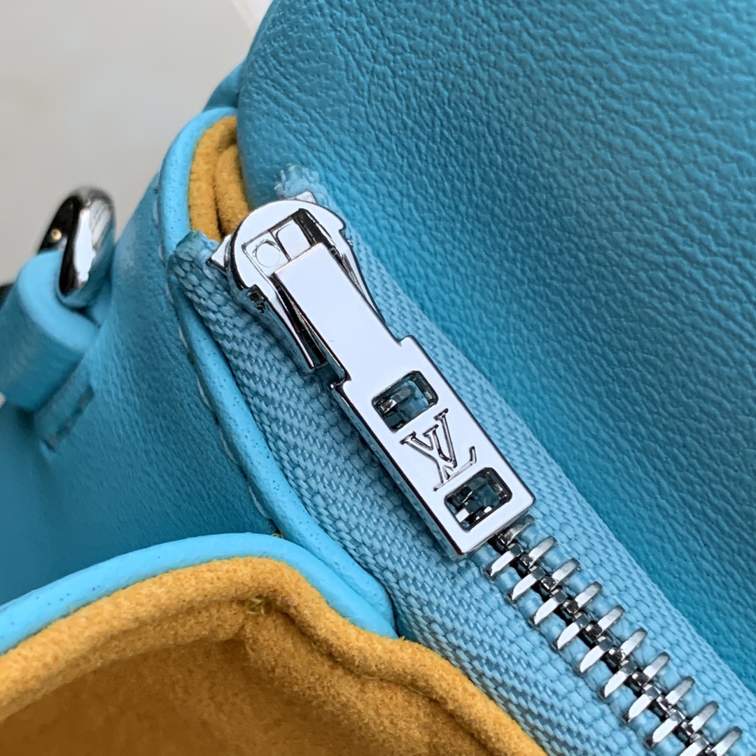 l**is V*t*n pochette coussin chain bag-20*14*8cm