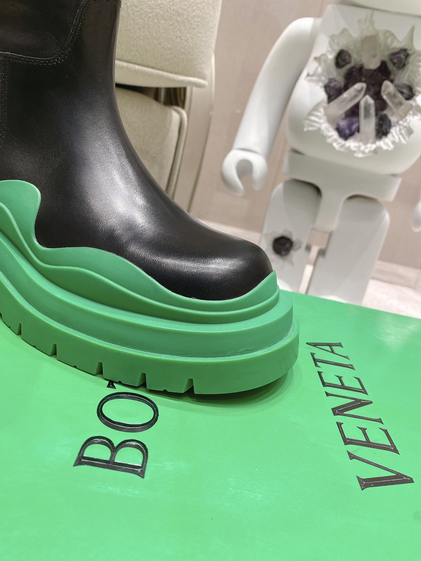 Bo*te*ga ve*ne*ta boots