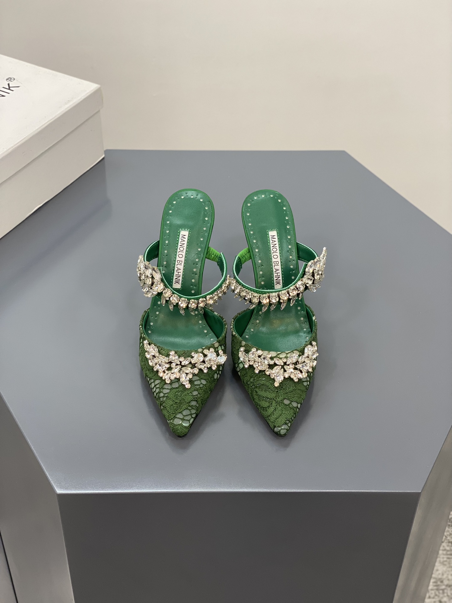 Manolo Blahnik-10CM