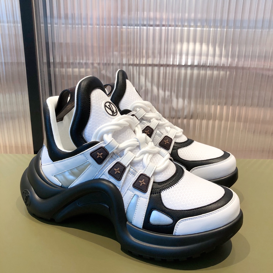 l**is V*t*n archlight sneaker
