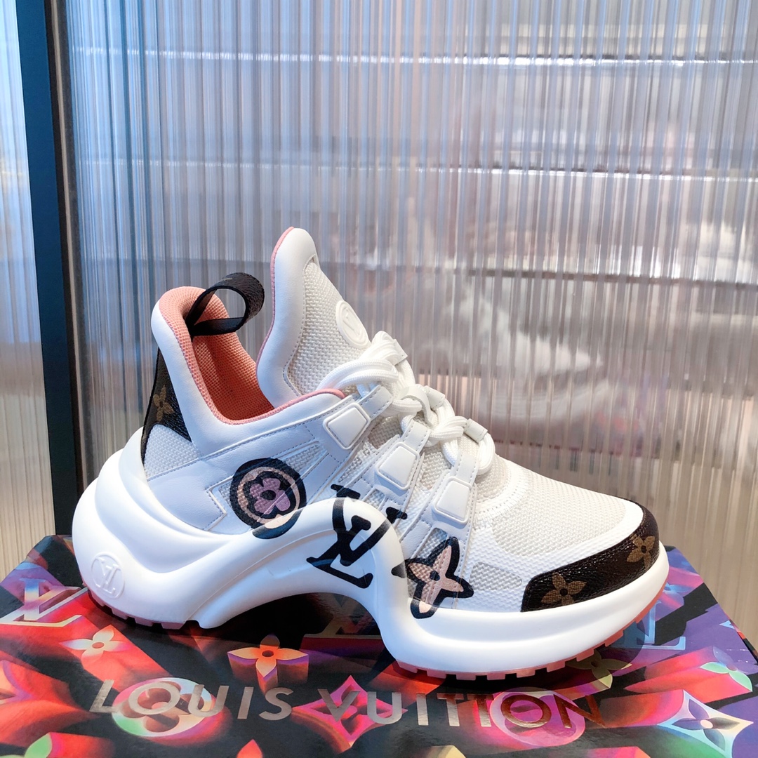 l**is V*t*n archlight sneaker
