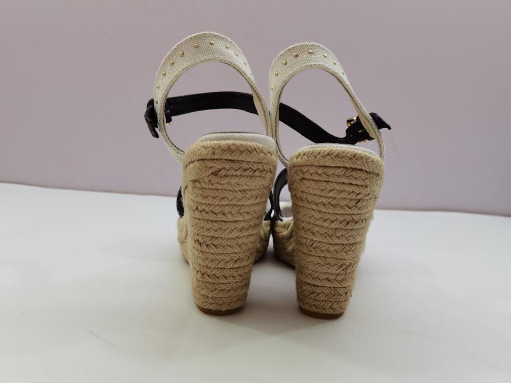 l**is V*t*n sandals