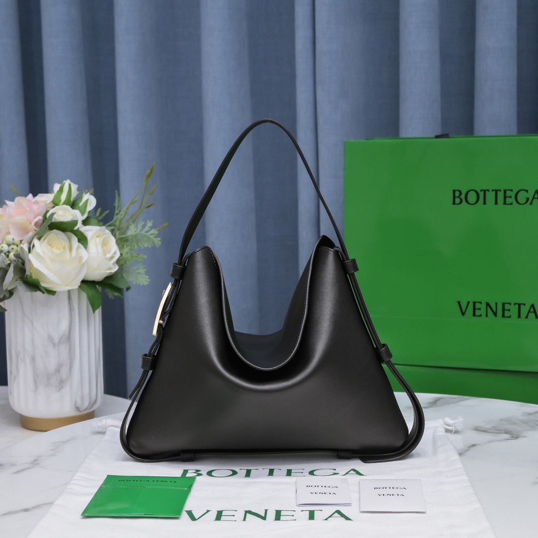 Bo*te*ga ve*ne*tacradle tote-30x23x16cm