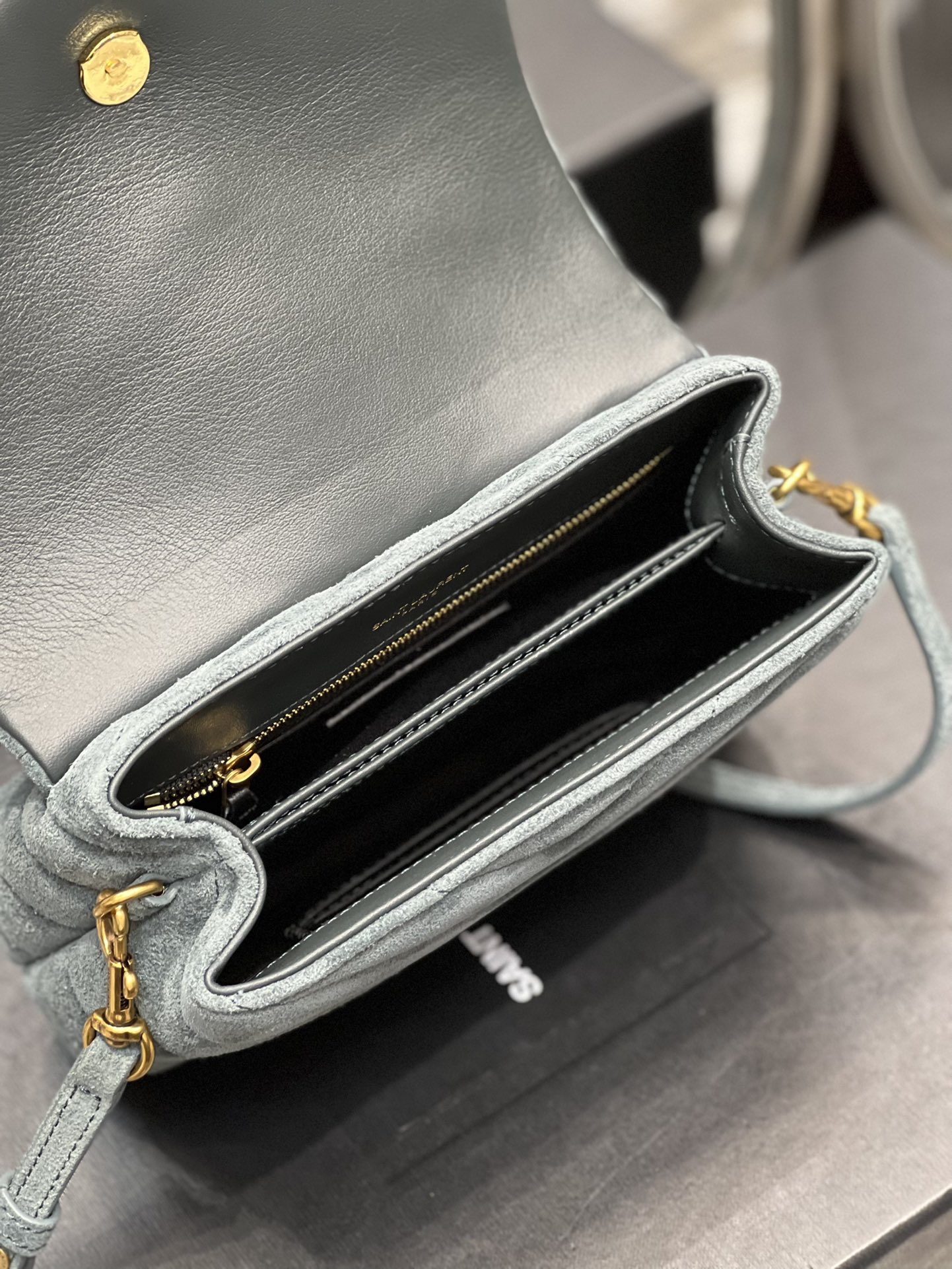 YSL Loulou Y