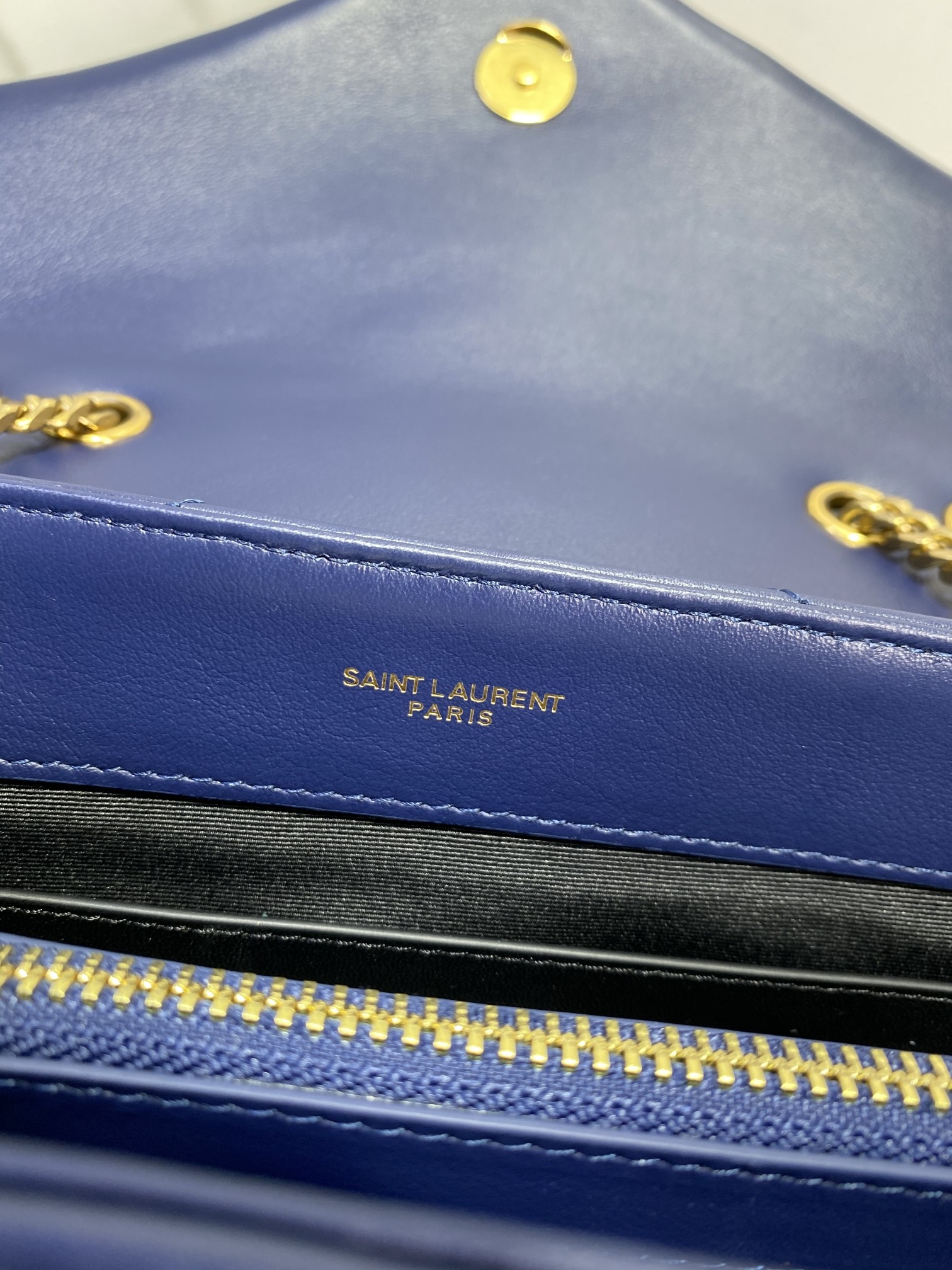 YSL Loulou Y