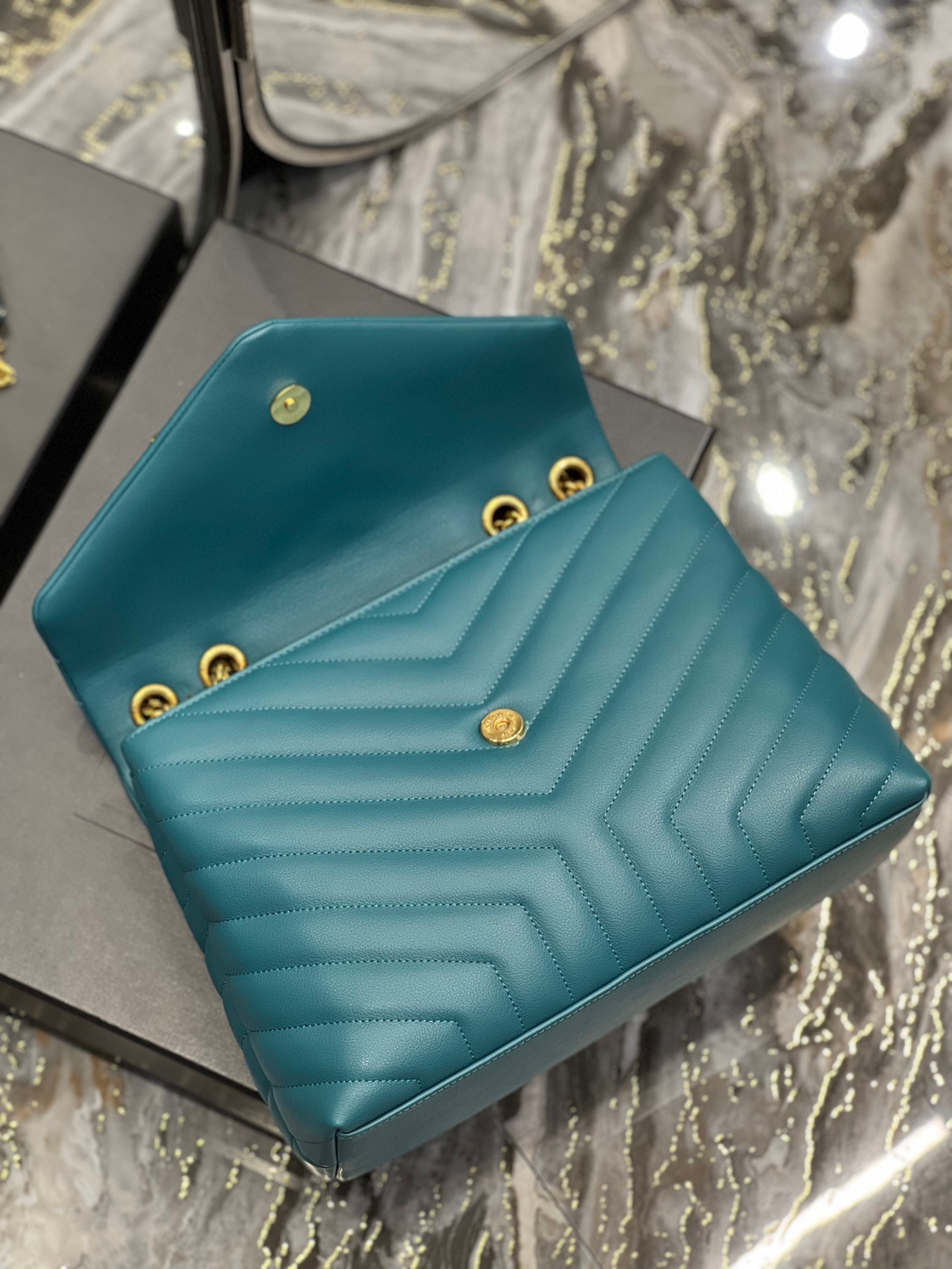 YSL Loulou Y