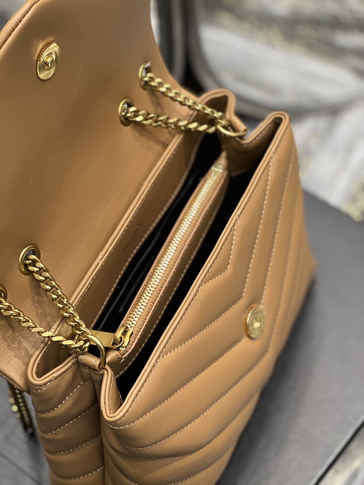 YSL Loulou Y