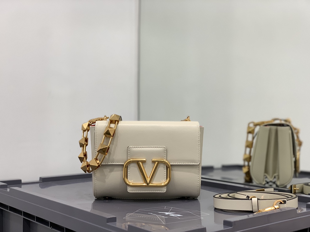 Valentino Handbags-20*15*7CM