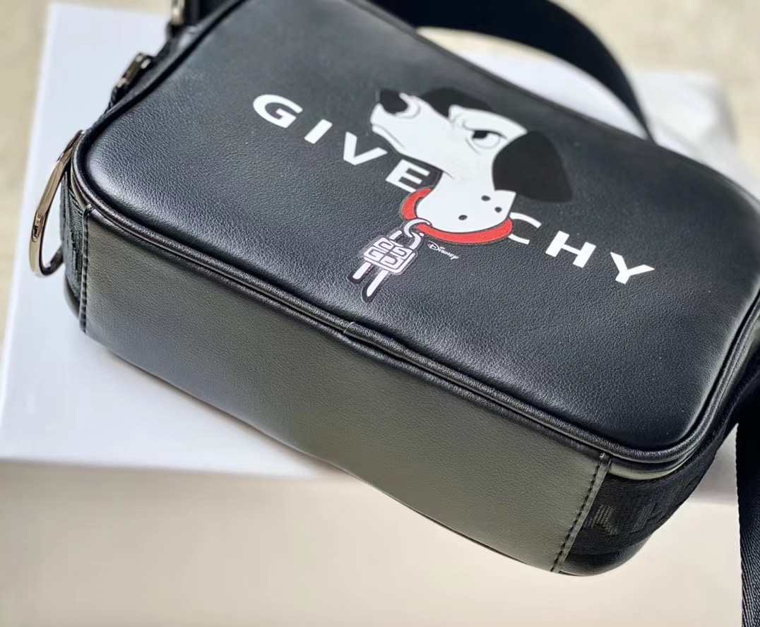 Givenchy Waist Bag-16x11x8CM