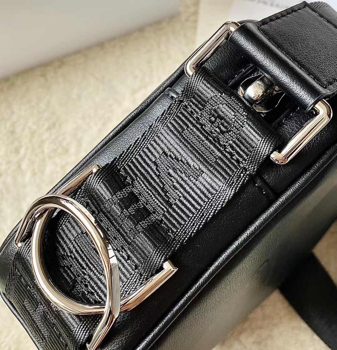 Givenchy Waist Bag-16x11x8CM