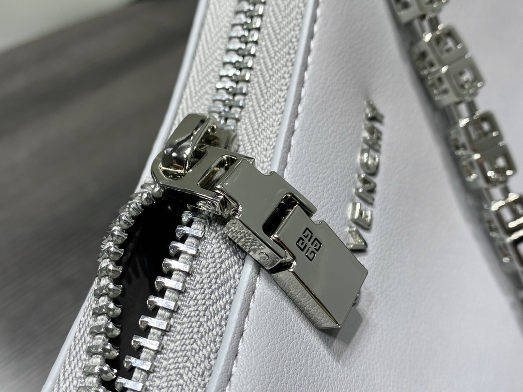 Givenchy Moon Cut Hobo-25x7x12CM