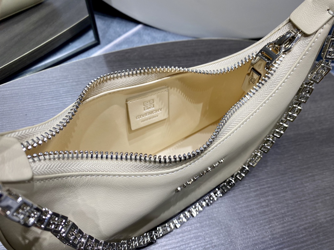 Givenchy Moon Cut Hobo-25x7x12CM