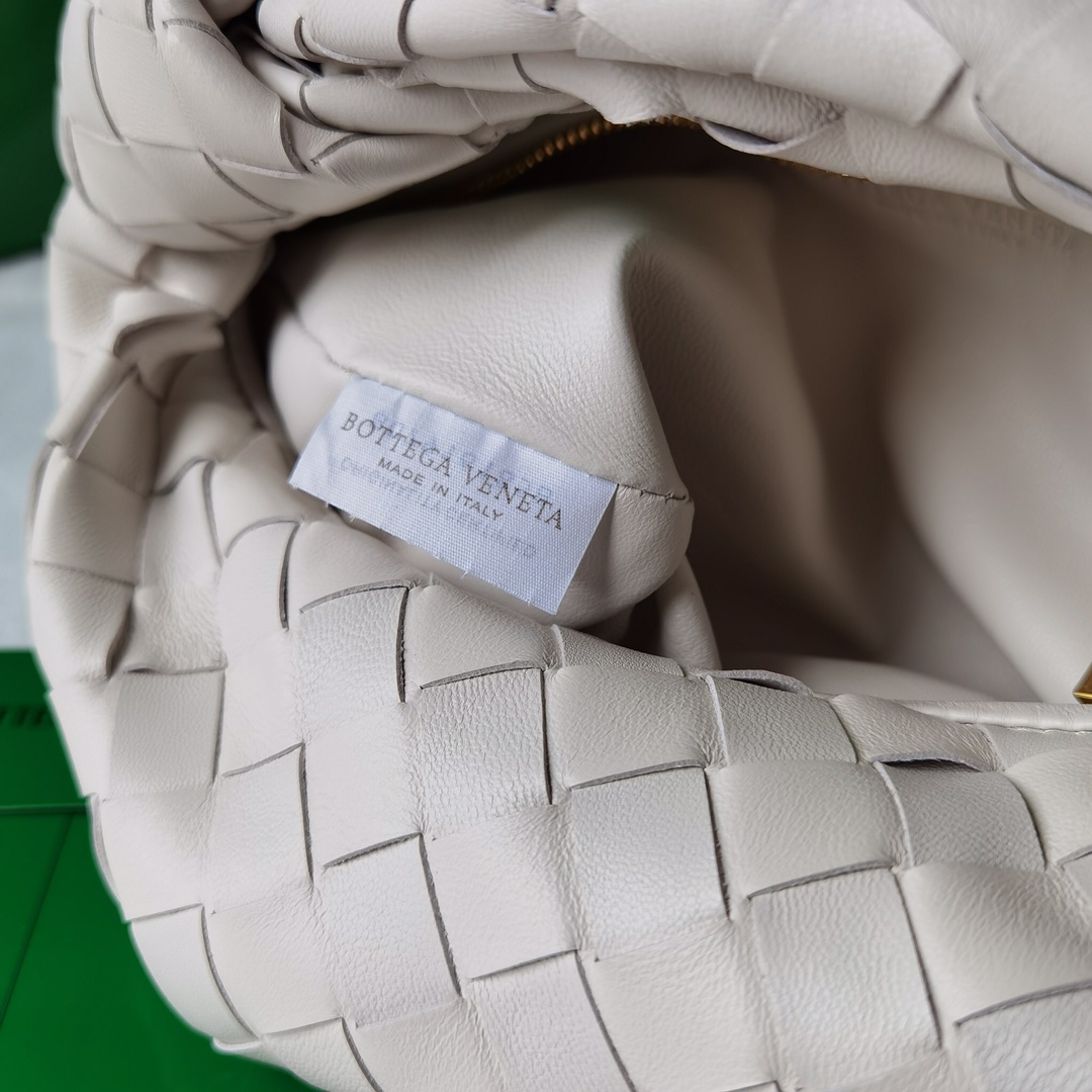 Bo*te*ga ve*ne*ta jodie hobo-23x28x8cm