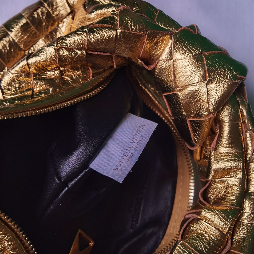 Bo*te*ga ve*ne*ta jodie hobo-23x28x8cm