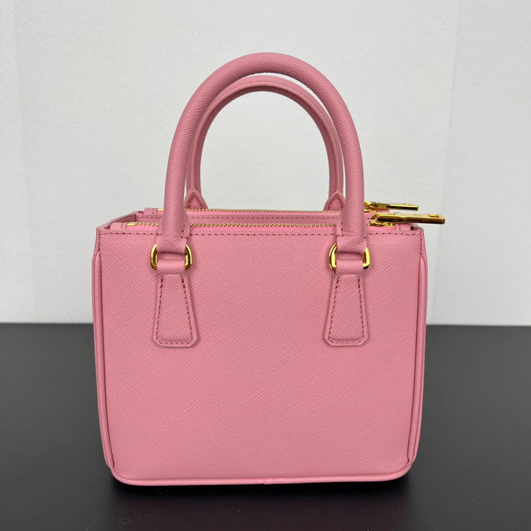 Pra*a bag-20*15*9.5cm